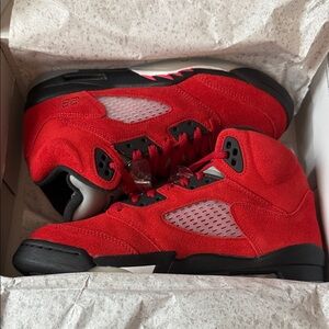 Jordan Kids Sneakers in Bold Red and Black